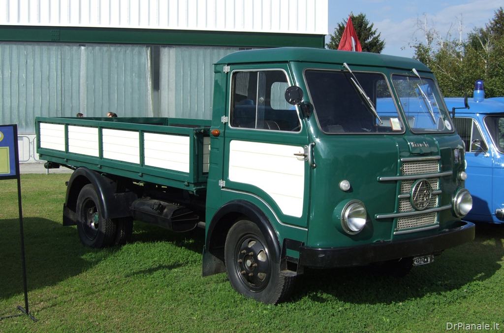 Gli Autocarri Autobianchi* i camion Dscf0193